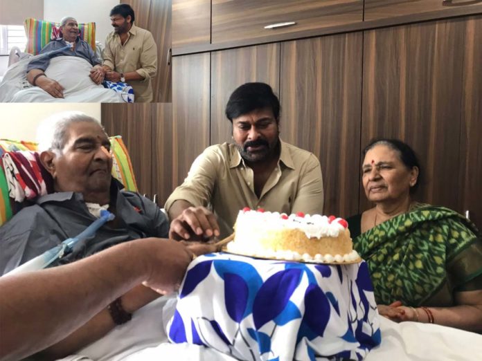 Pics: Chiranjeevi visits Kaikala Satyanarayana on his birthday
