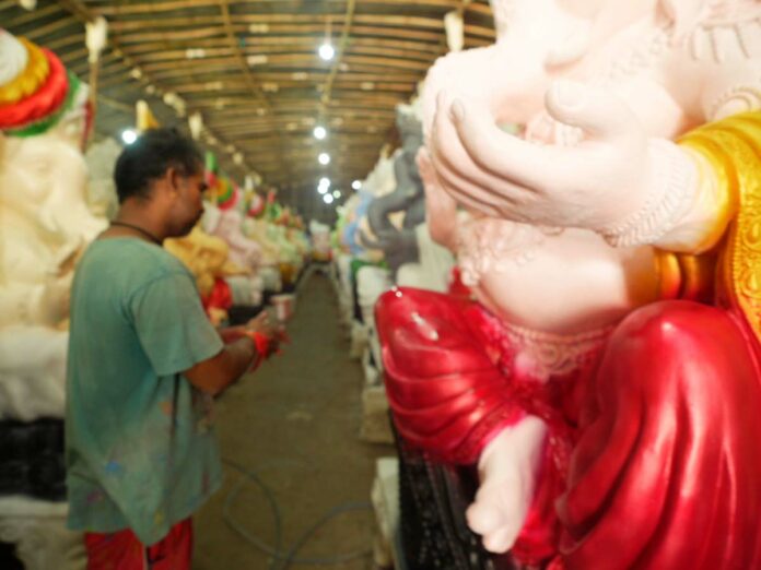 Ganesh idol making pics in Puranapool