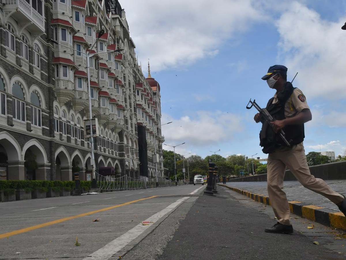 Mumbai traffic police receive WhatsApp threat messages of '26/11 type of attacks'