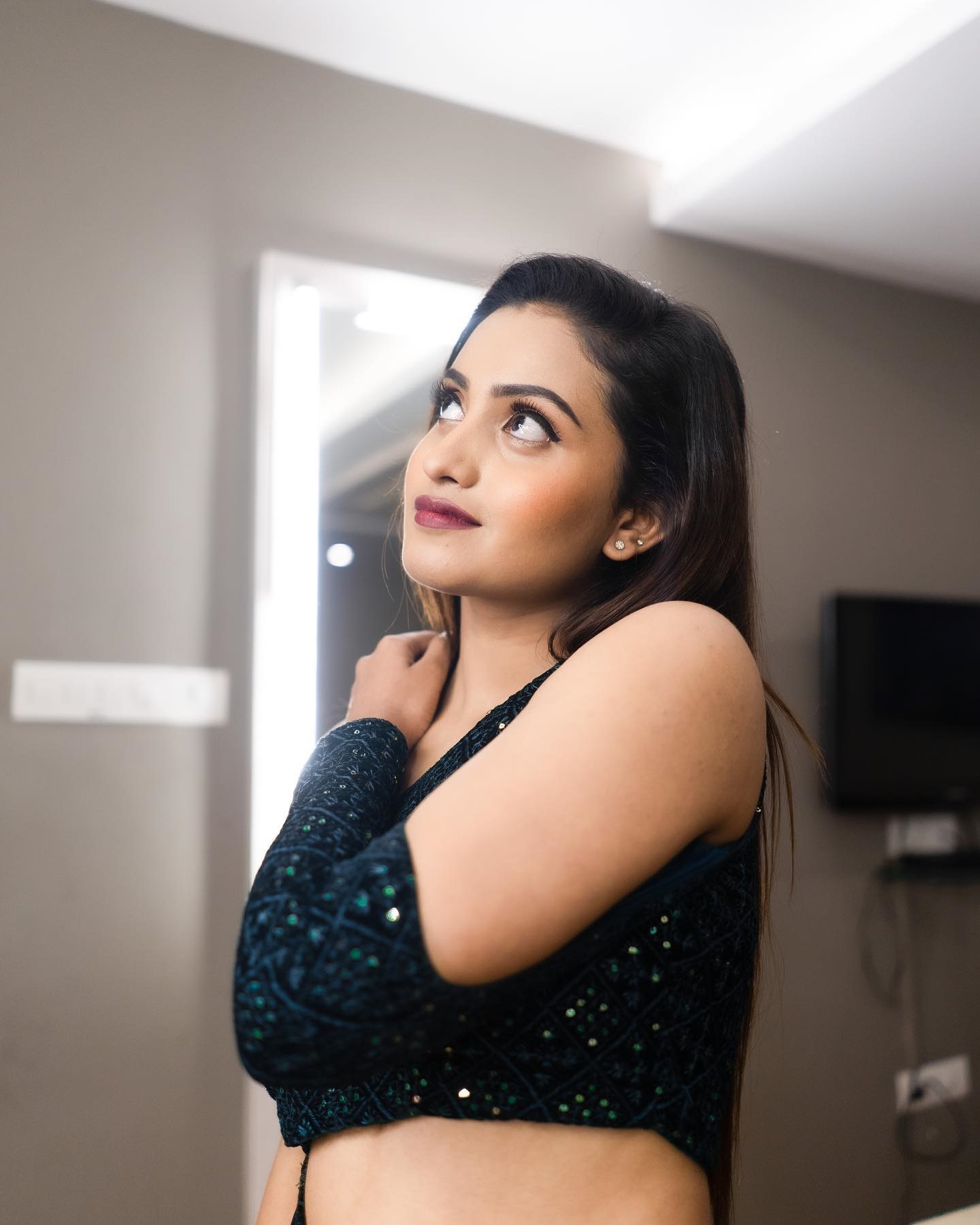 Small screen star Deepika Pilli latest glam shots