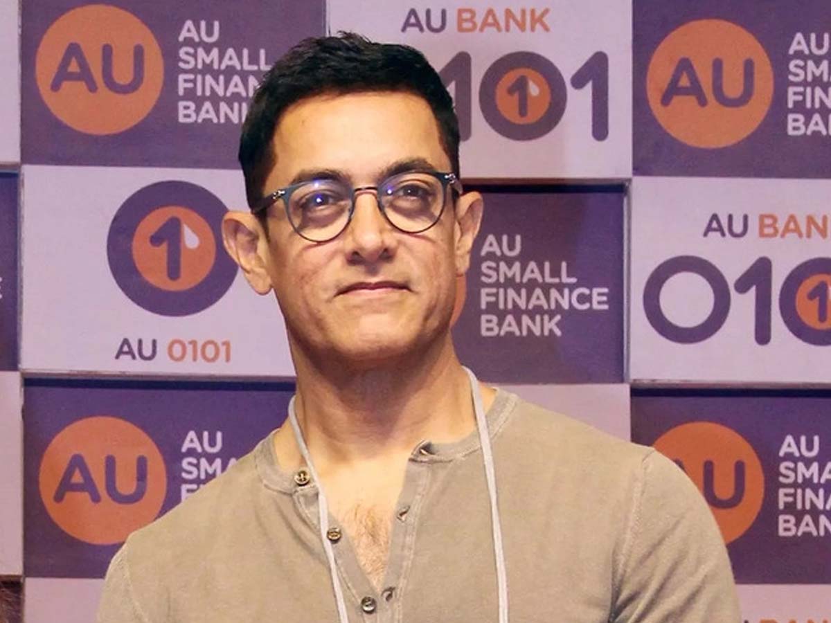 Aamir Khan issues apology after LSC debacle; deletes tweet later