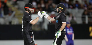 Ind vs NZ 1st ODI: Kane and Latham steer NZ home