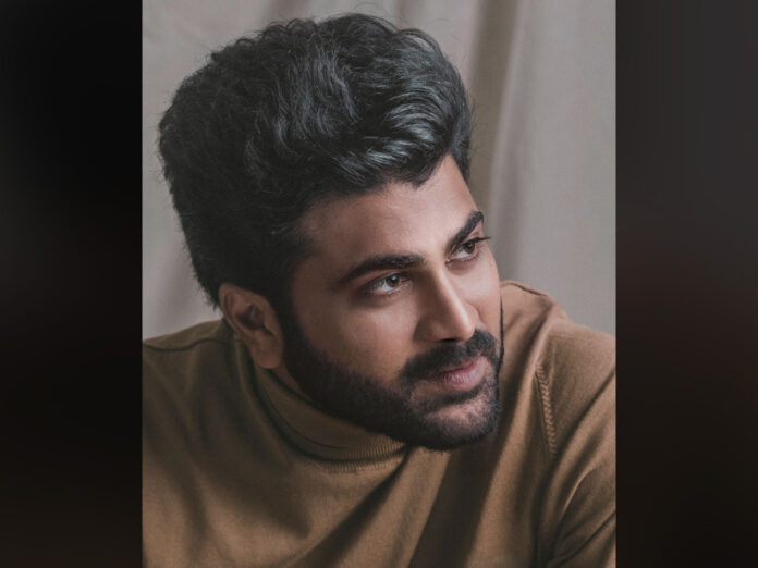 Sharwanand gives his nod to the 118 director