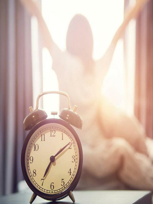 10 tricks to wake up early in the morning