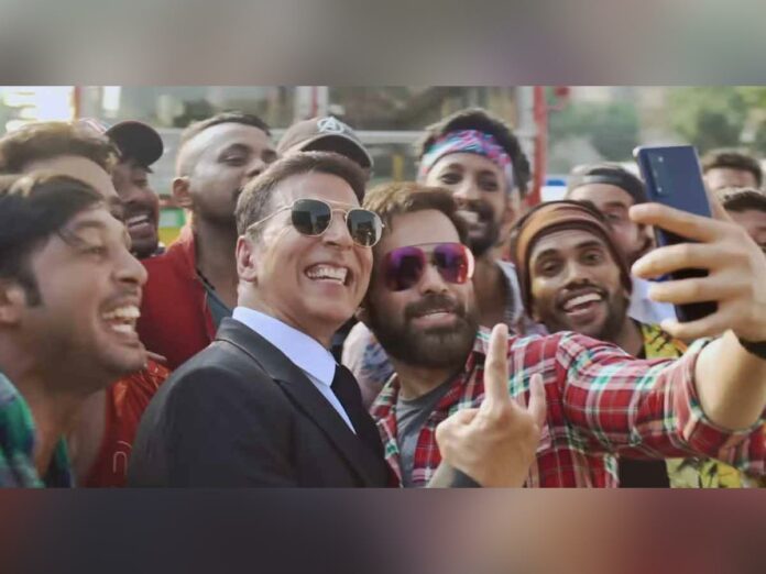 A disastrous opening day ahead for Akshay Kumar's Selfiee