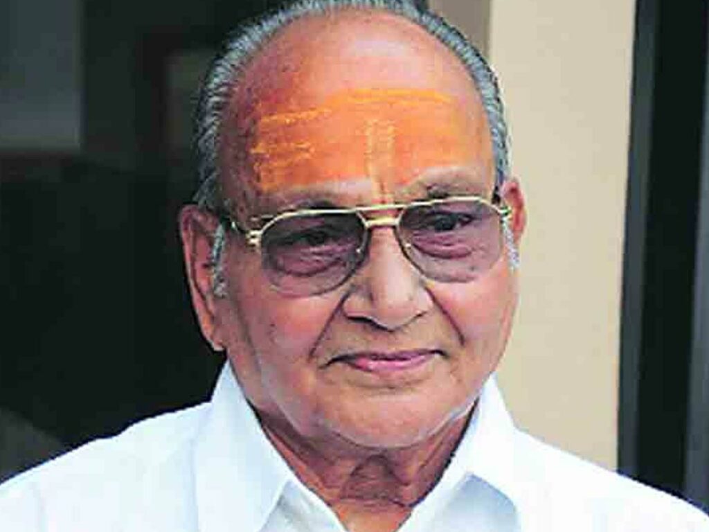Celebs mourn the loss of legendary director K Vishwanath