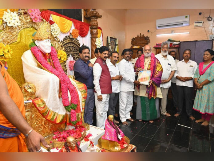 Director K.Raghavendra Rao visited Pedavadlapudi Saibaba Temple