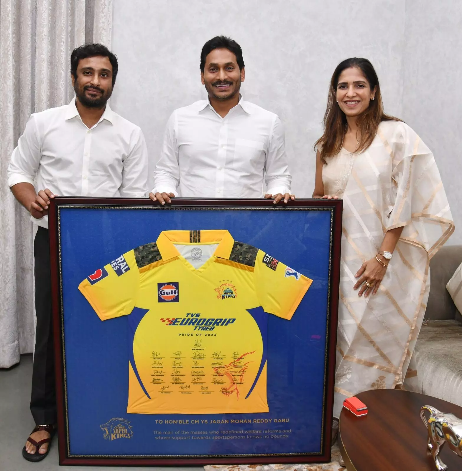 Rayudu presents framed CSK jersey to AP CM YS Jagan